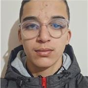 Professeur particulier donne des cours de soutiens scolaires au élèves de secondaire collége et lycée